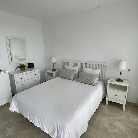 Apartment Estudio Con Insuperables Vistas Al Mar: Aparcamiento Marbella