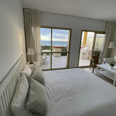 Estudio Con Insuperables Vistas Al Mar: Aparcamiento * Marbella
