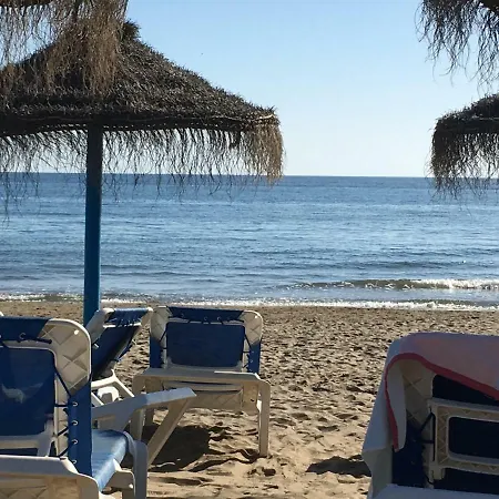 Daire Estudio Con Insuperables Vistas Al Mar: Aparcamiento Marbella