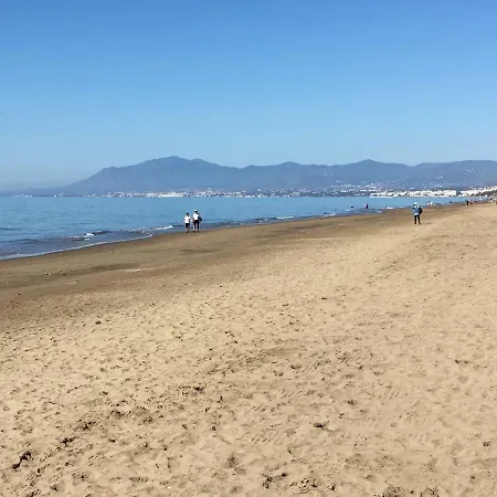 Estudio Con Insuperables Vistas Al Mar: Aparcamiento Marbella
