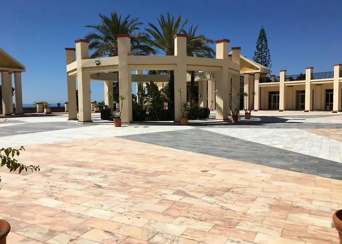 Apartment Estudio Con Insuperables Vistas Al Mar: Aparcamiento